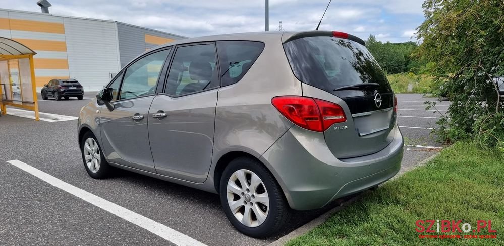 2010' Opel Meriva 1.4 T Cosmo photo #6