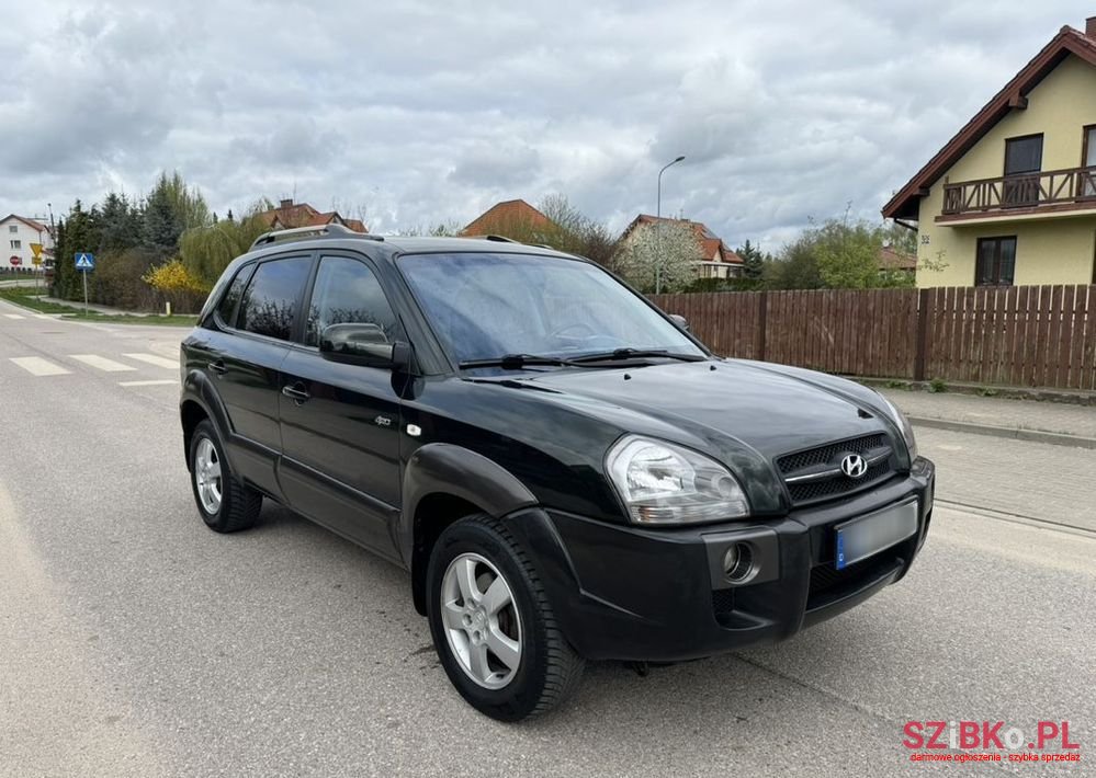 2005' Hyundai Tucson photo #2