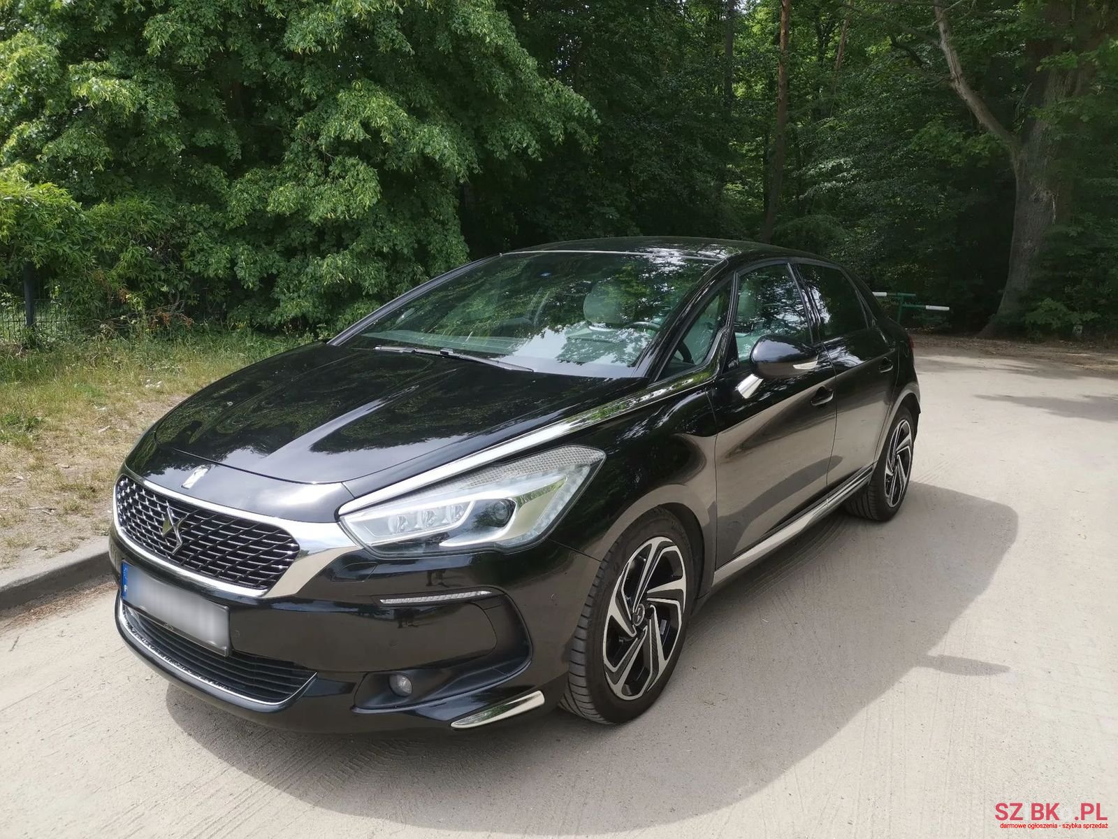 2017' DS Automobiles DS 5 photo #1