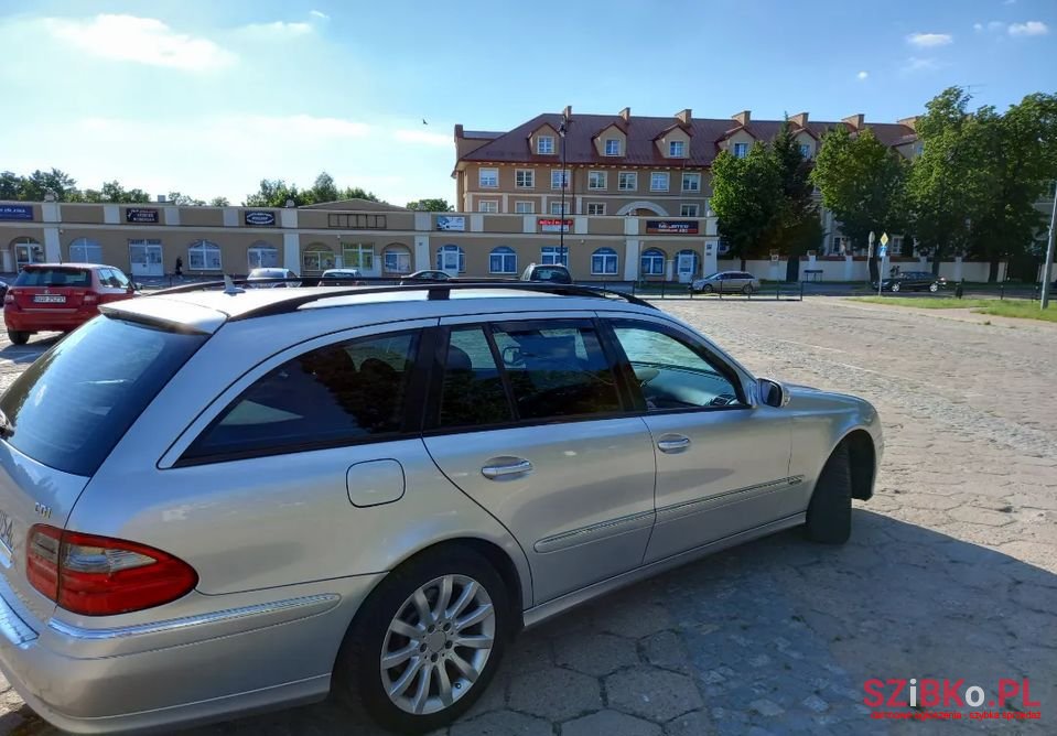 2007' Mercedes-Benz Klasa E photo #4