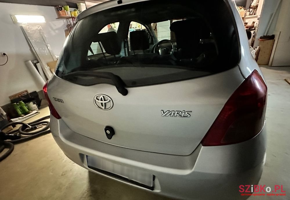 2006' Toyota Yaris 1.3 Sol photo #4