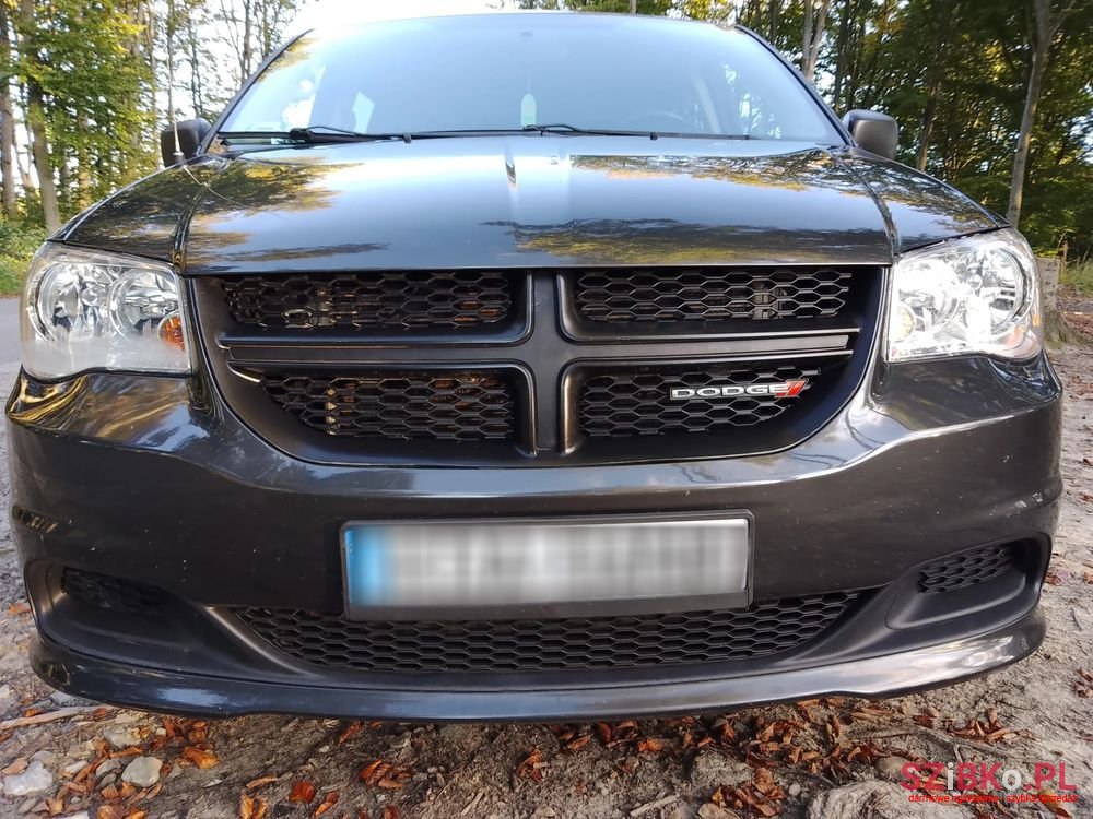 2012' Dodge Grand Caravan photo #2