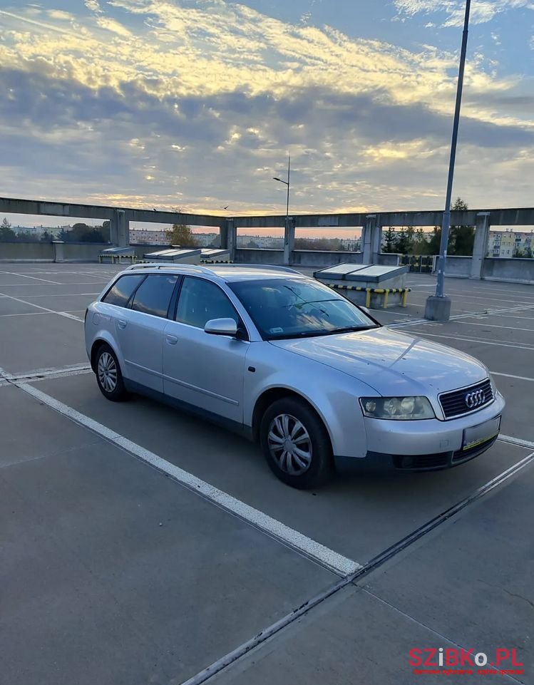 2001' Audi A4 Avant 2.0 photo #2
