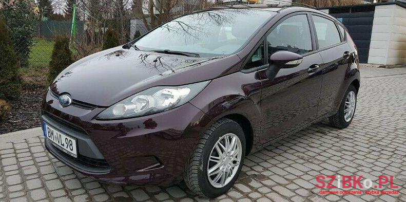 2009' Ford Fiesta photo #1