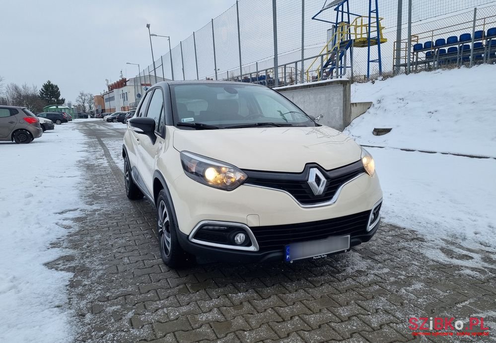 2016' Renault Captur photo #1