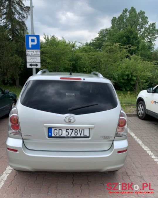 2005' Toyota Corolla Verso photo #3