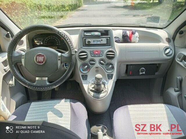 2005' Fiat Panda photo #1