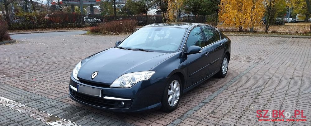 2008' Renault Laguna photo #1