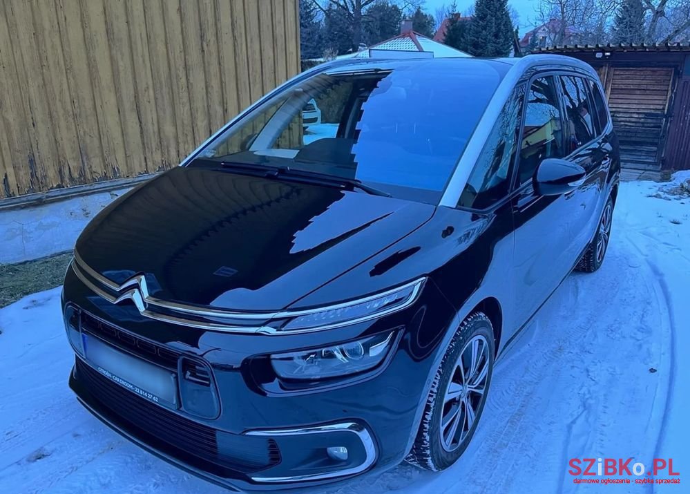 2017' Citroen C4 Grand Picasso photo #1