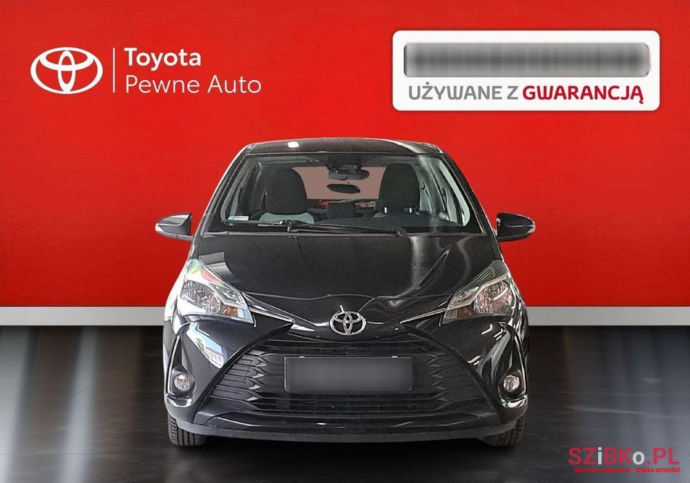 2018' Toyota Yaris photo #2