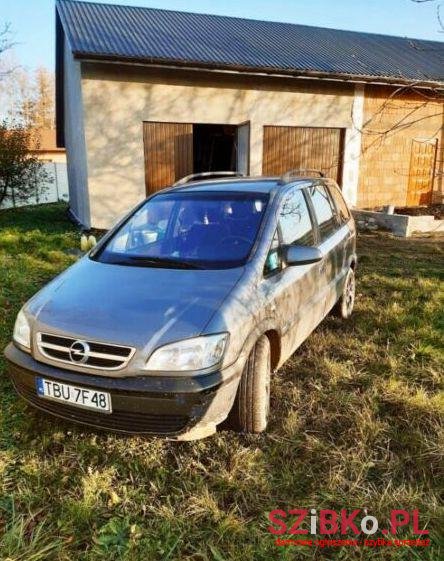 2005' Opel Zafira photo #1
