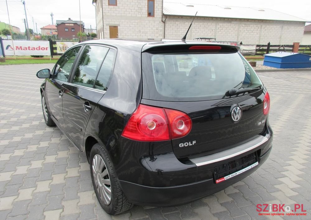 2006' Volkswagen Golf photo #4