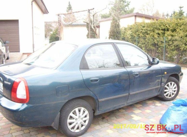 1998' Daewoo Nubira photo #1