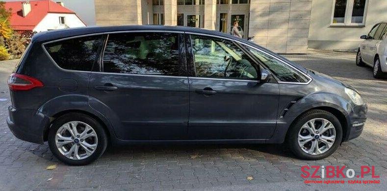 2011' Ford S-Max photo #1