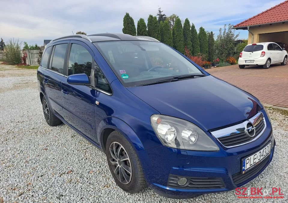 2007' Opel Zafira photo #3