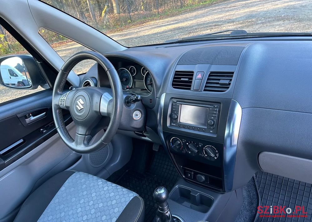 2013' Suzuki SX4 1.6 Premium 4Wd photo #4