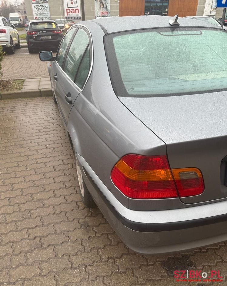 2004' BMW 3 Series 320D photo #5