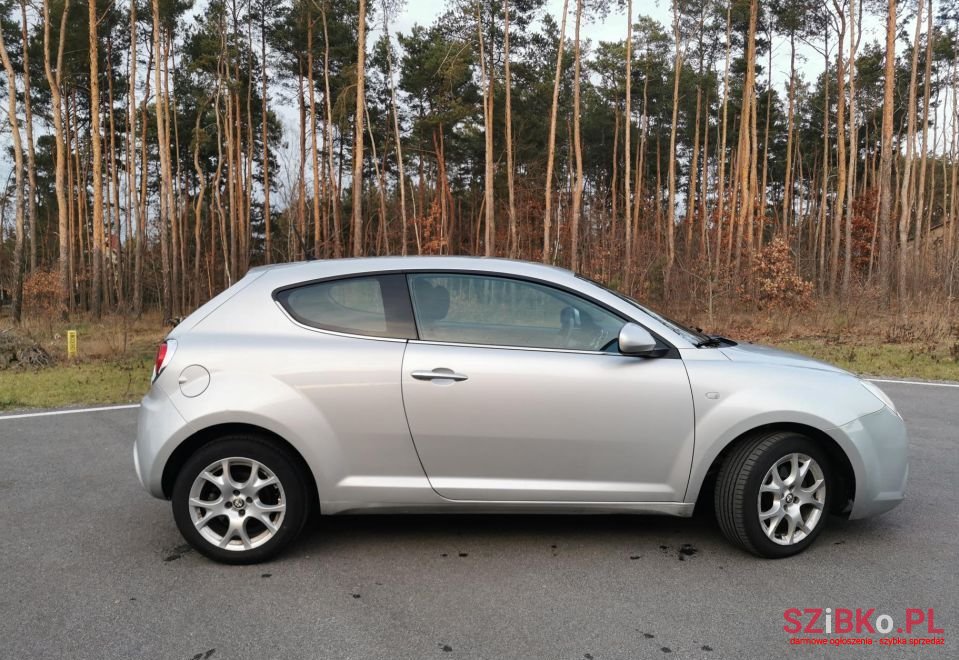 2010' Alfa Romeo MiTo photo #4