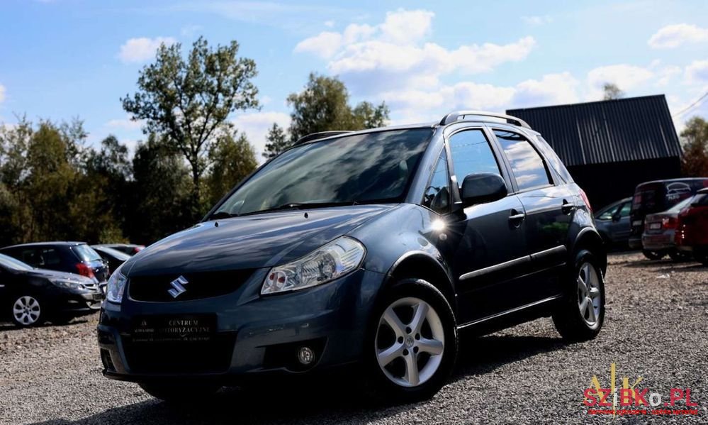 2008' Suzuki SX4 photo #2