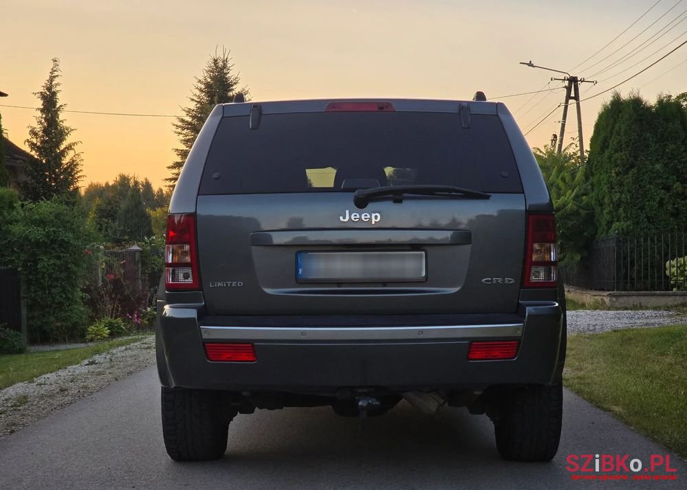 2006' Jeep Grand Cherokee photo #5