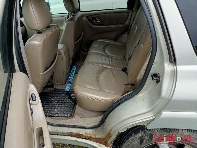 2005' Mazda Tribute photo #6