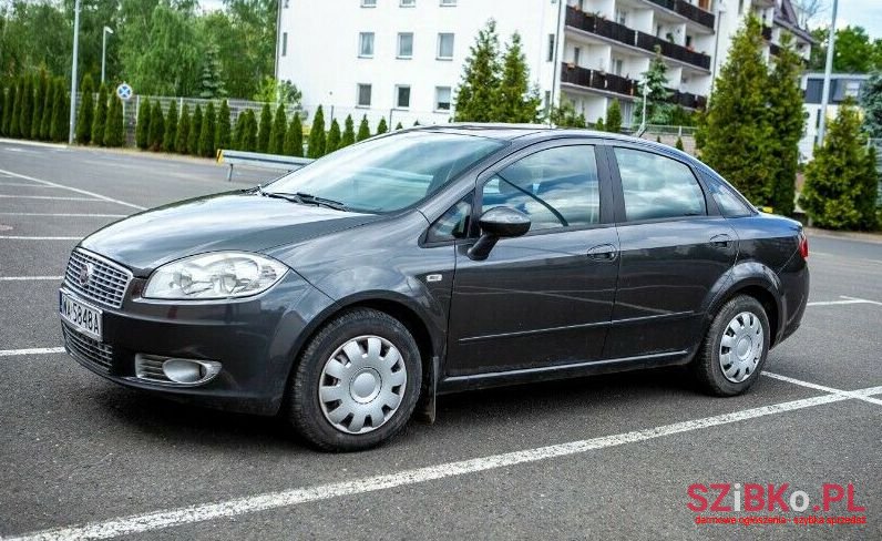 2008' Fiat Linea photo #1