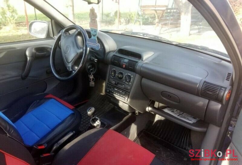 1995' Opel Corsa photo #2