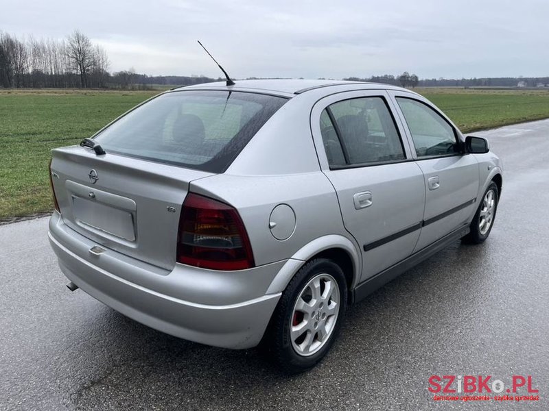 2003' Opel Astra Ii 1.6 Gl / Start photo #3