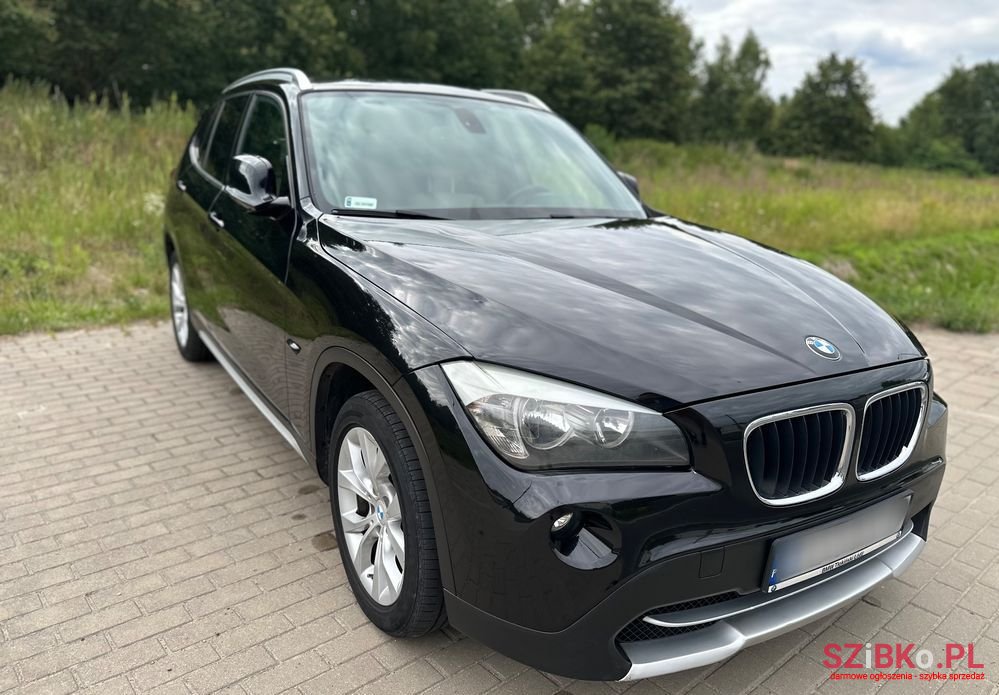 2011' BMW X1 Xdrive18D photo #6