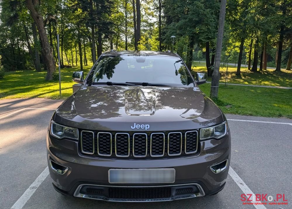 2017' Jeep Grand Cherokee 3.6 V6 Limited photo #2