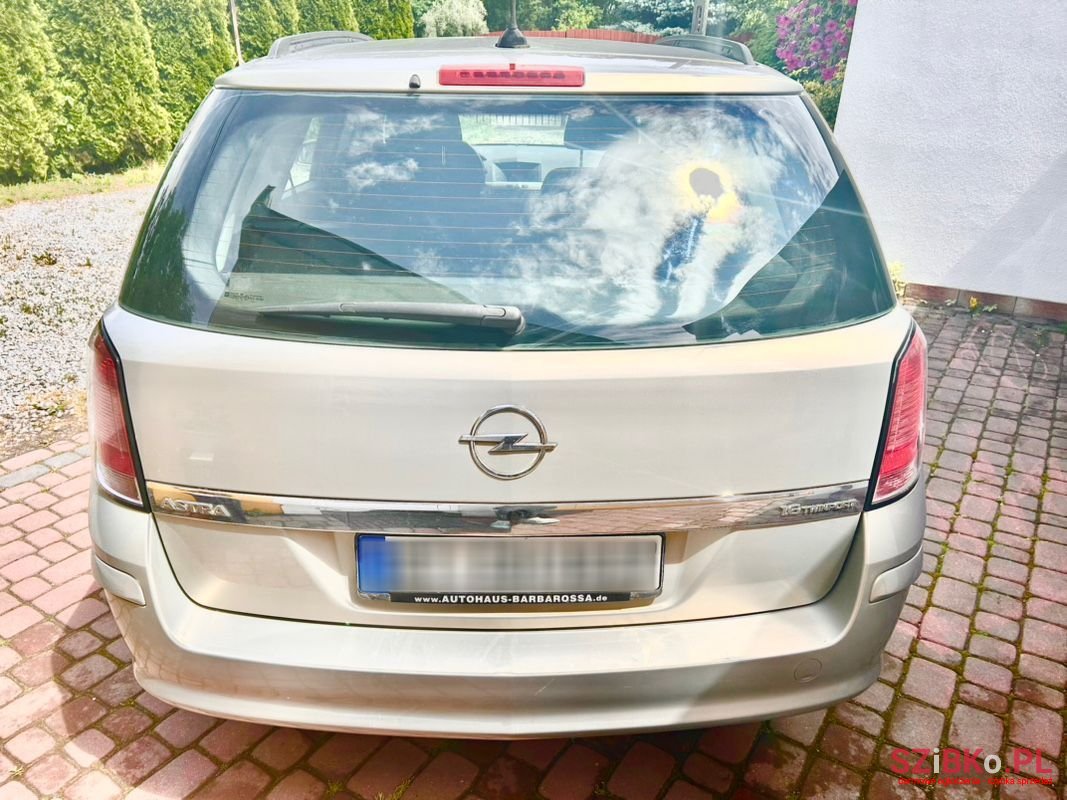 2005' Opel Astra photo #6