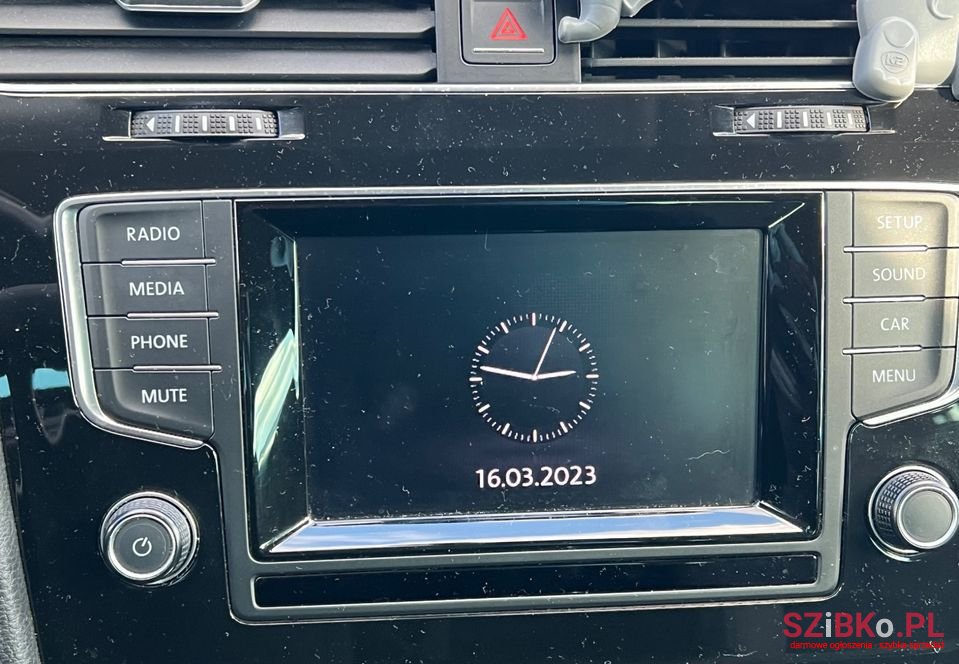 2014' Volkswagen Golf photo #6