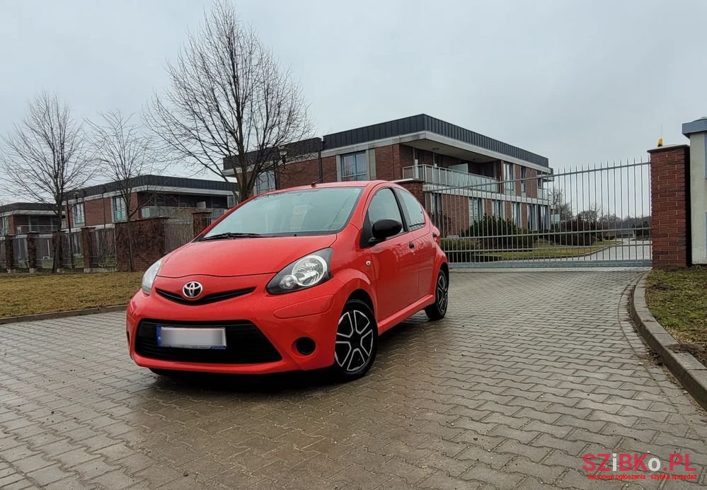 2013' Toyota Aygo photo #1