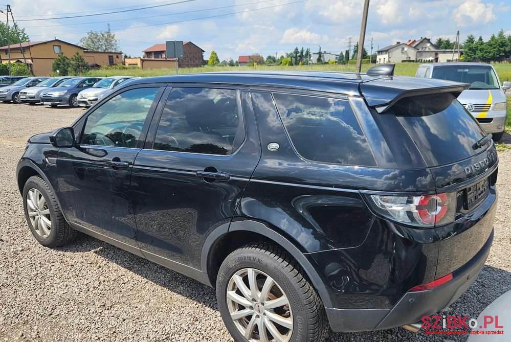 2019' Land Rover Discovery Sport photo #5