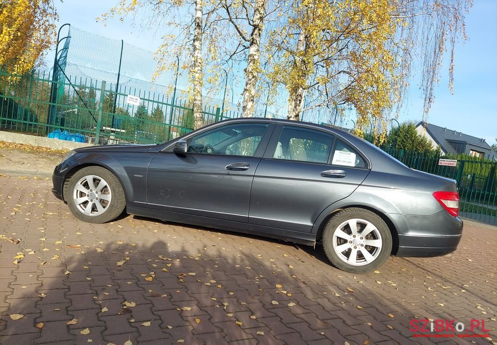 2009' Mercedes-Benz C-Class photo #6