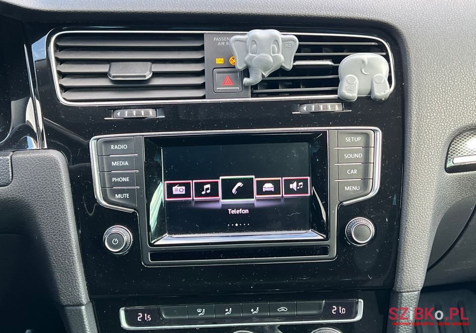 2014' Volkswagen Golf photo #5