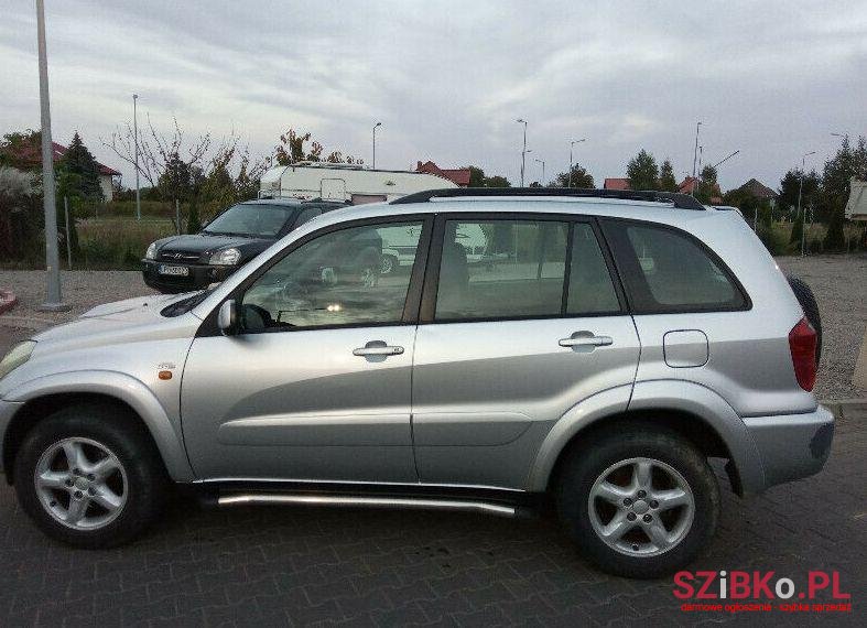 2002' Toyota Rav-4 photo #1