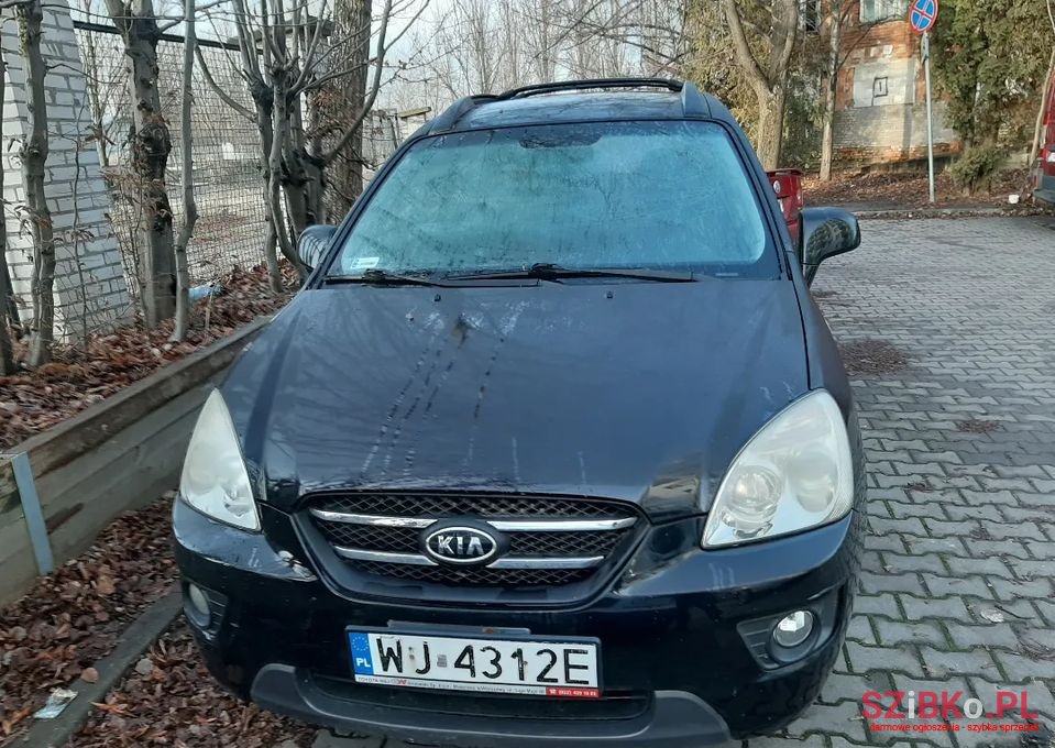 2007' Kia Carens photo #2