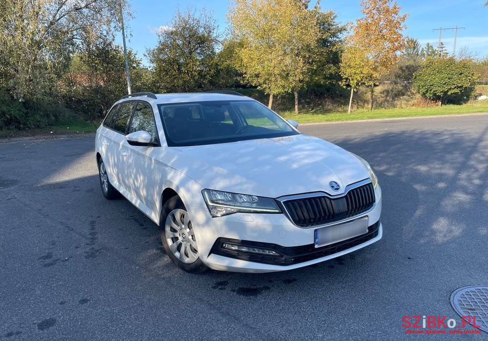 2020' Skoda Superb 1.5 Tsi Act Ambition photo #3