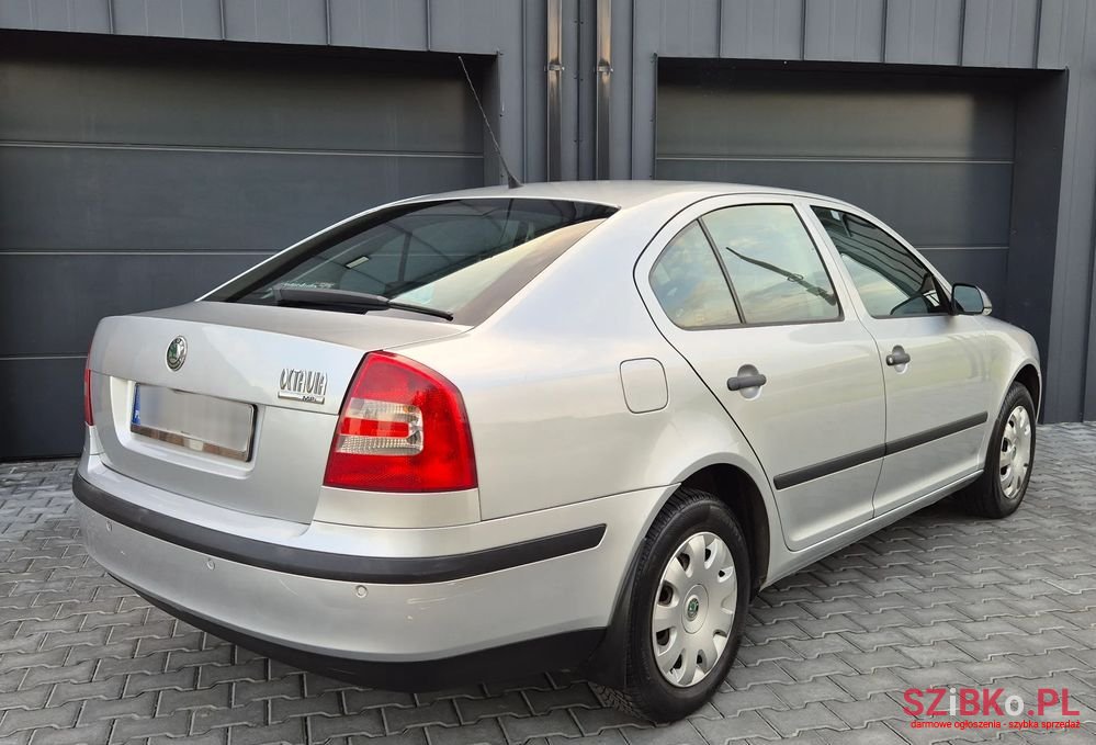 2008' Skoda Octavia 1.6 Elegance photo #4