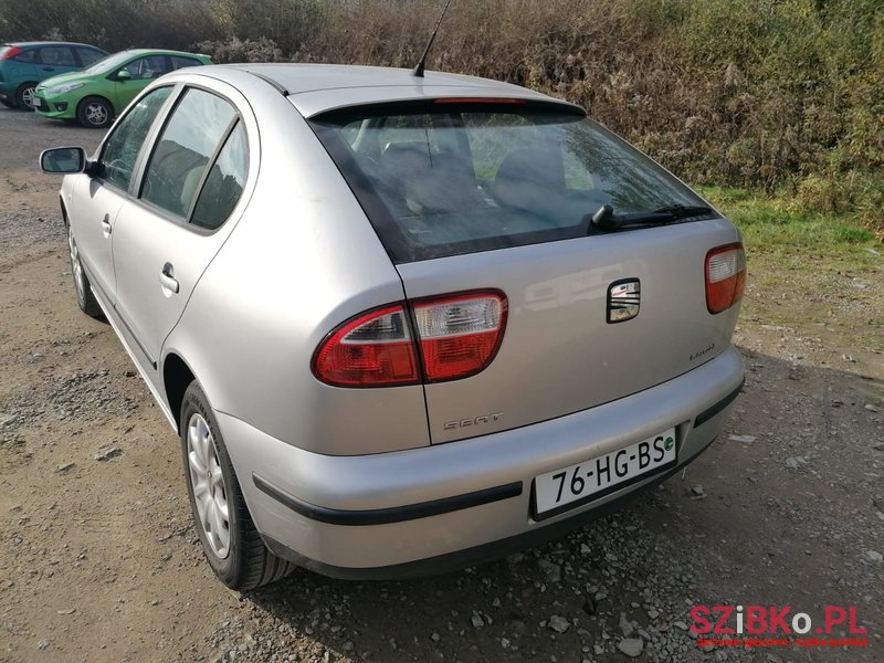 2001' SEAT Leon photo #2