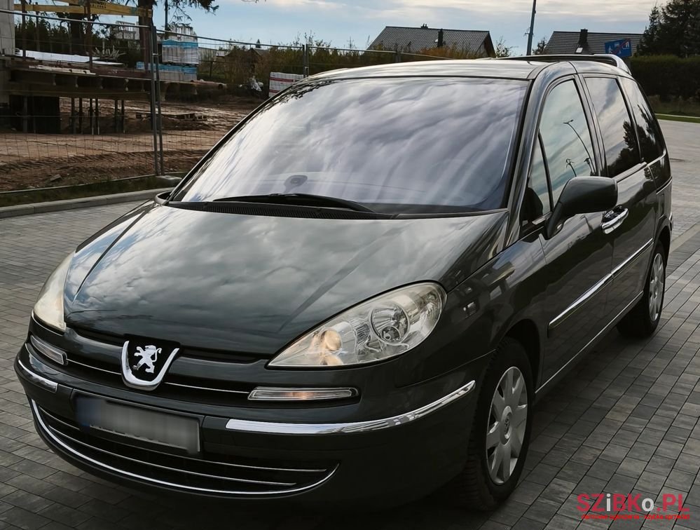2008' Peugeot 807 photo #1