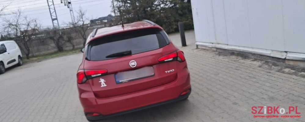 2017' Fiat Tipo photo #3