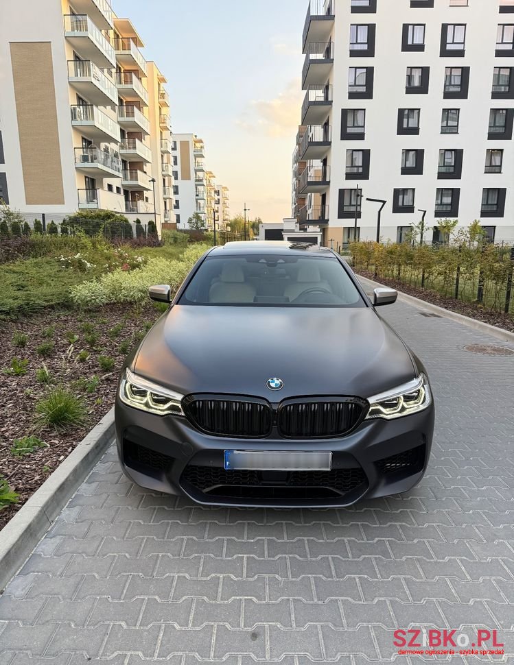 2018' BMW 5 Series photo #6