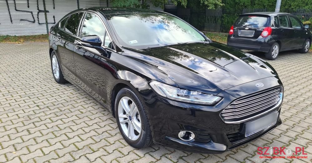2015' Ford Mondeo photo #6