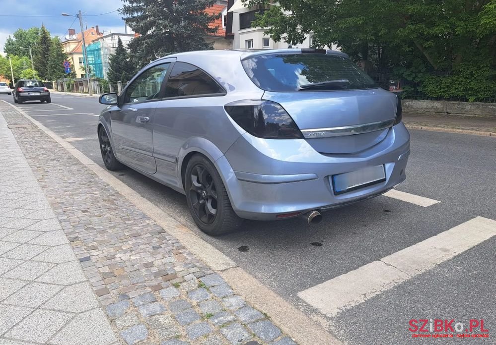 2006' Opel Astra Gtc 2.0 Turbo Sport photo #6