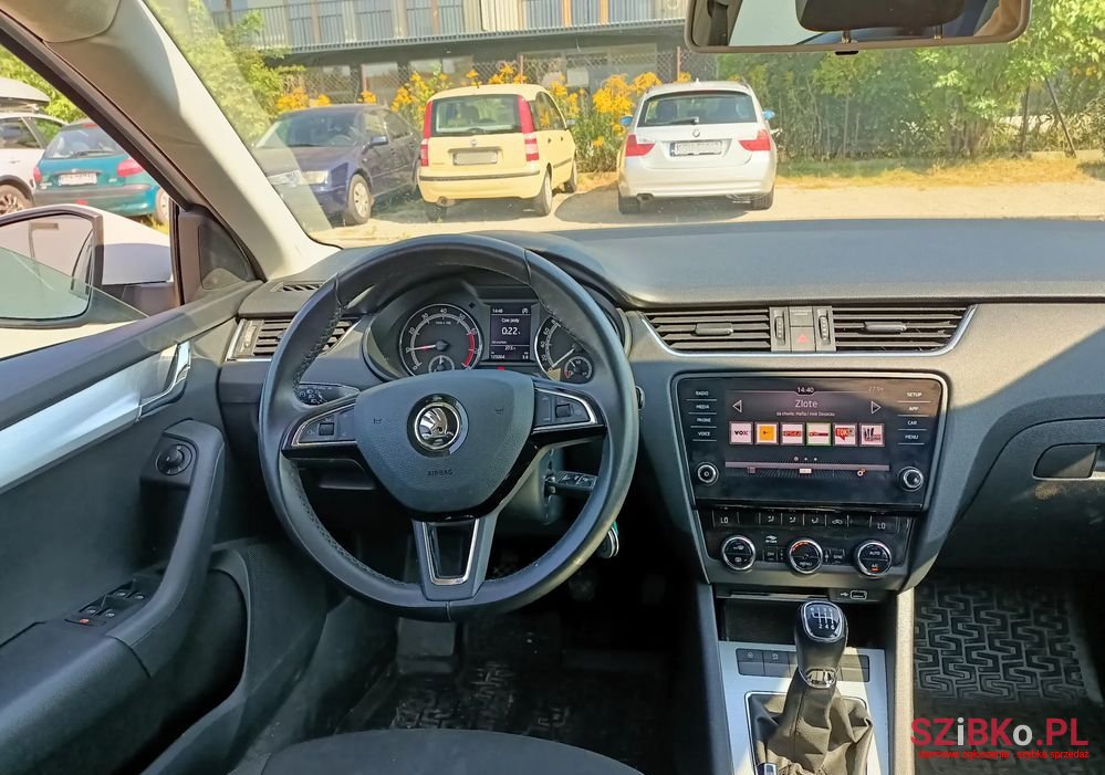 2020' Skoda Octavia photo #6