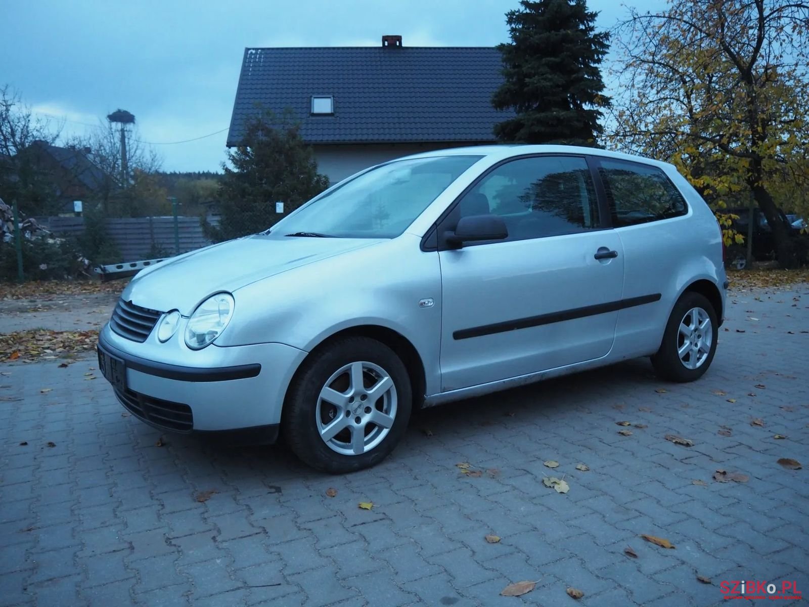 2005' Volkswagen Polo photo #2