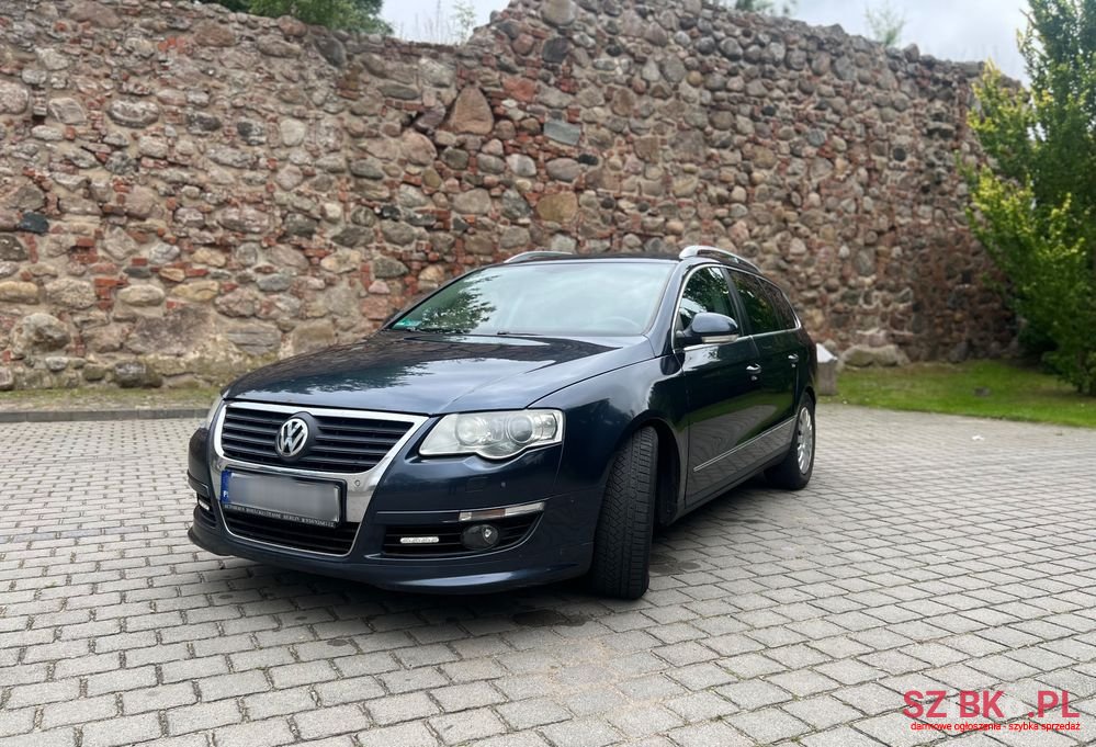 2007' Volkswagen Passat photo #1