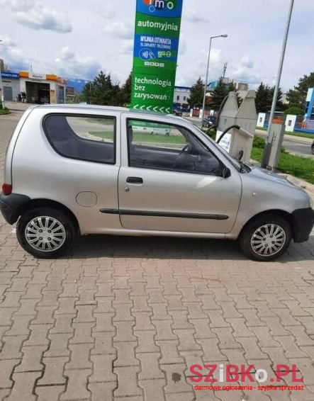 2002' Fiat Seicento photo #1